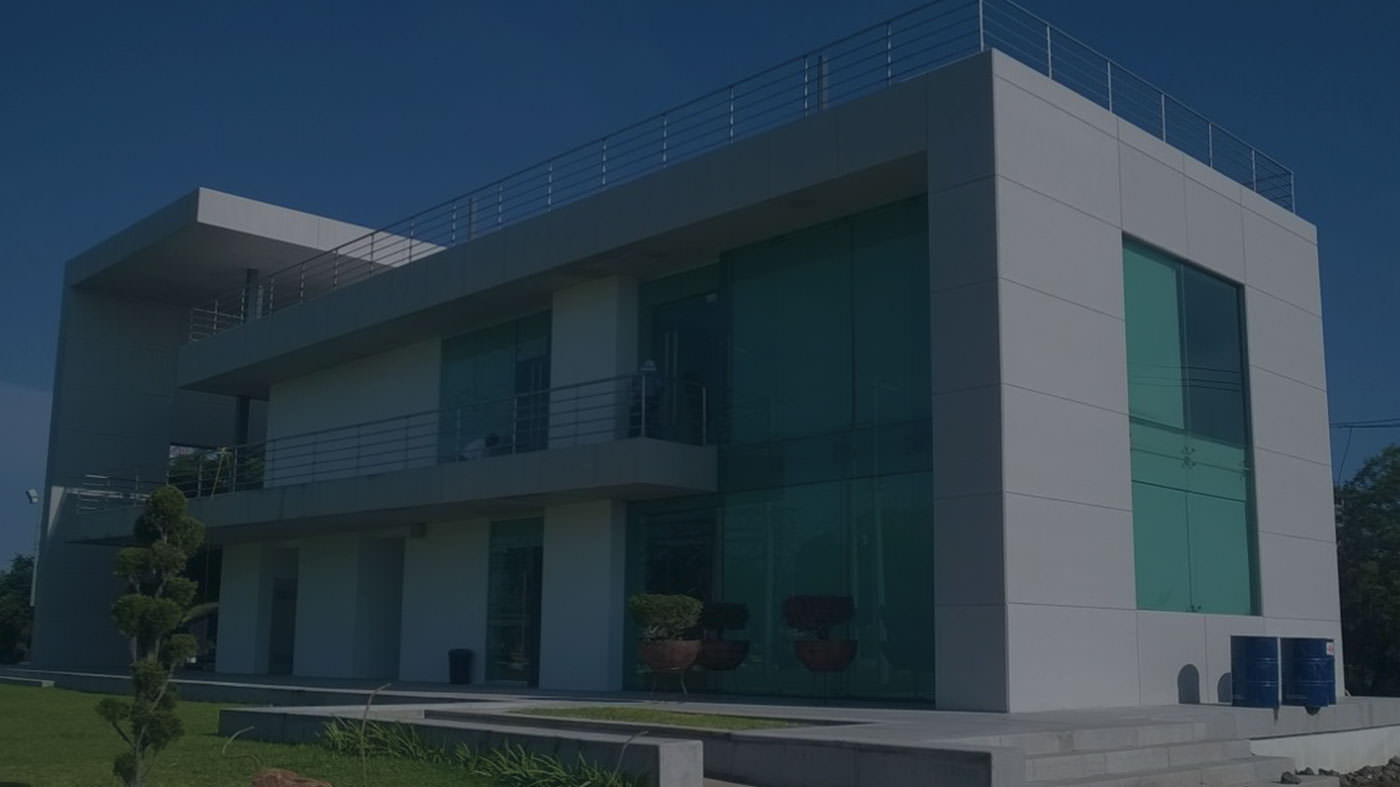 Nueva Krystalum Lomeli